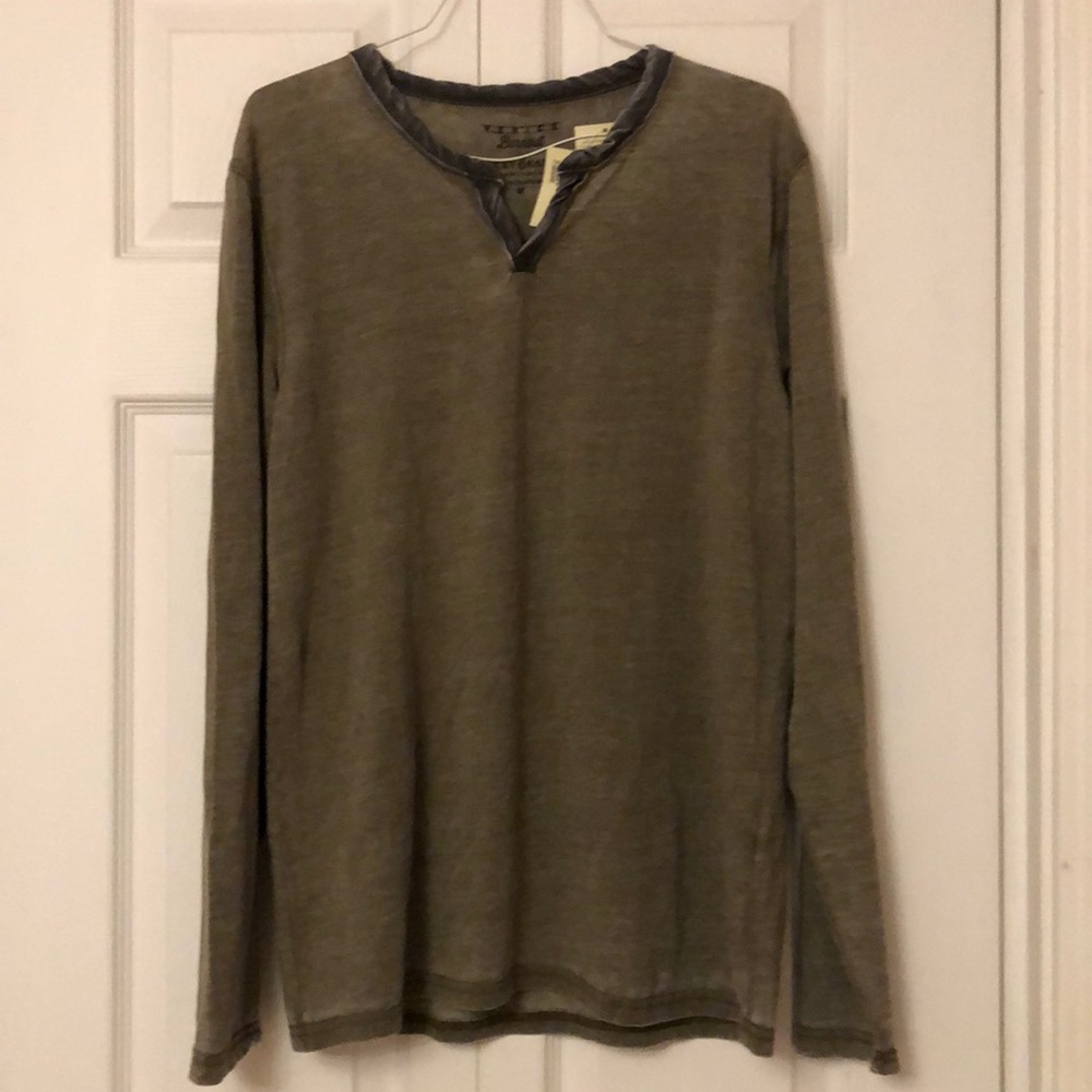 NWT Lucky Men’s M long sleeve t shirt green/gray
